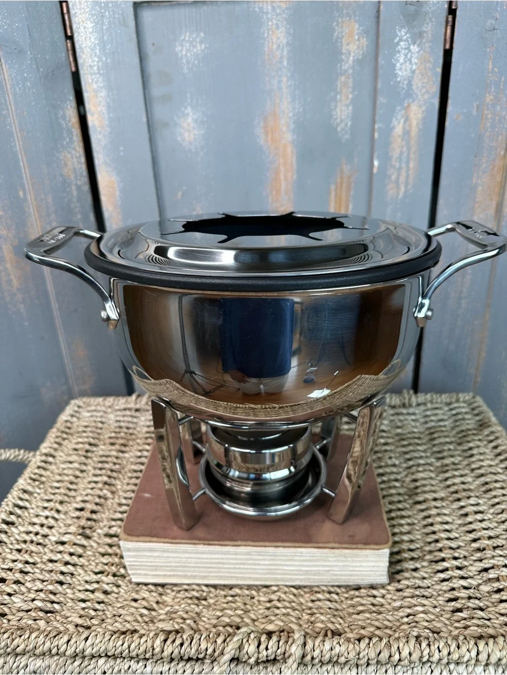 All-Clad Fondue Pot Stainless Steel Cast Aluminum Insert 3 1/2 Qt. NWOB